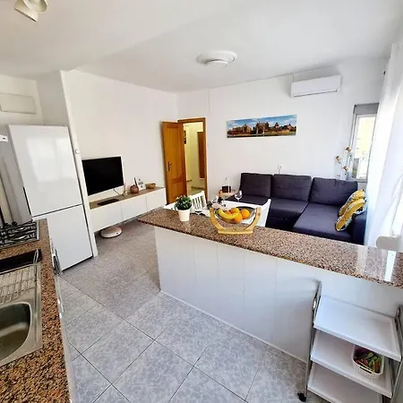 Apartman Comodo En El Centro De Cullera, Playa 700 Metros Cullera