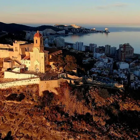 Comodo En El Centro De Cullera, Playa 700 Metros * クリェラ
