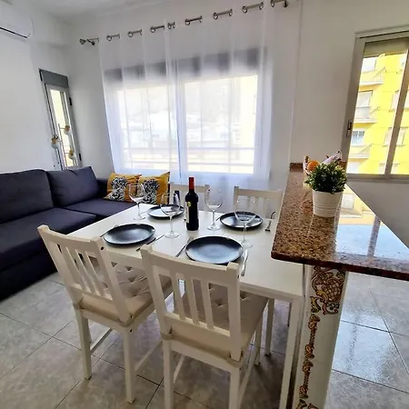 Comodo En El Centro De Cullera, Playa 700 Metros 库列拉