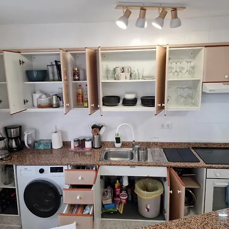 Comodo En El Centro De Cullera, Playa 700 Metros