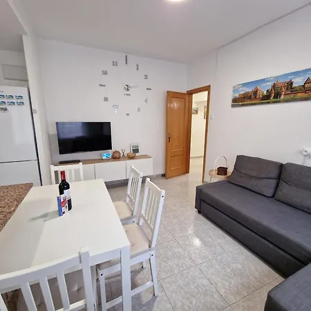 Comodo En El Centro De Cullera, Playa 700 Metros 库列拉