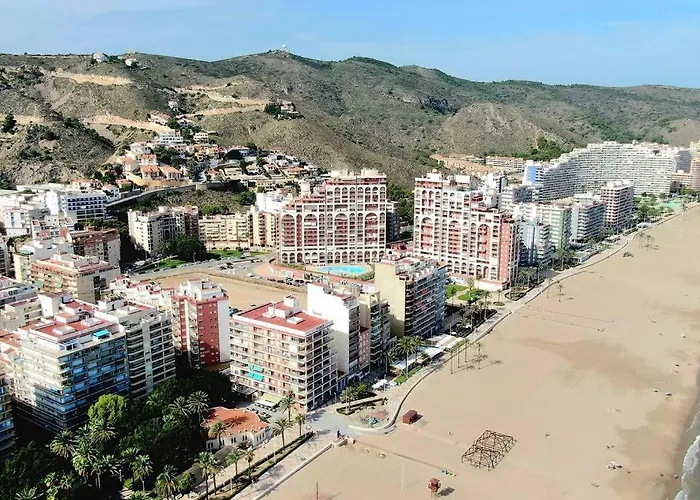 Comodo En El Centro De Cullera, Playa 700 Metros * Cullera